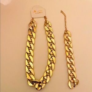 Gold Chain Link Necklace